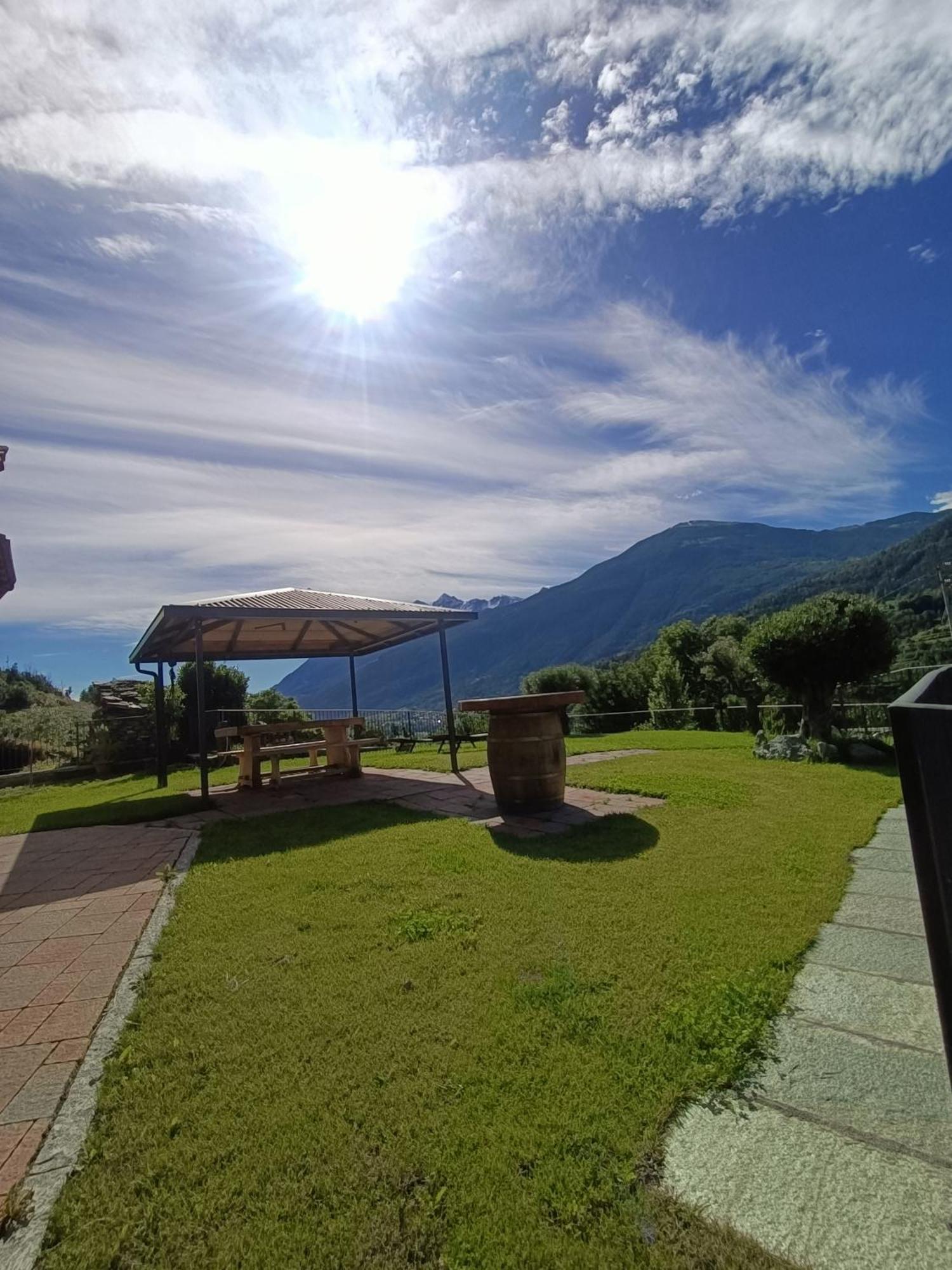 Le Temps Retrouve - Casa Tipica Con Giardino Βίλα Villeneuve Εξωτερικό φωτογραφία